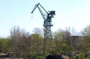 Eber Crane with observation deck in the Family Garden