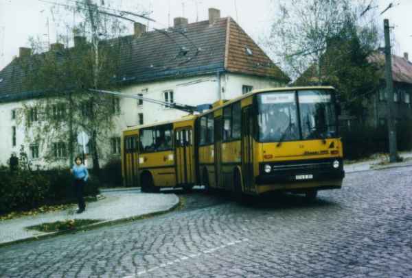 Articulated trolleybus no. 20(II) of the Hungarian type Ikarus 280.93 (out of service)