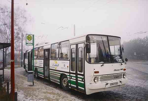 Articulated trolleybus no. 024 of the Hungarian type Ikarus 280.93 with the firm colors of the Barnimer Busgesellschaft mbH