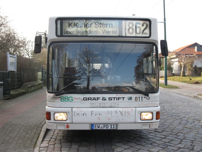 Articulated trolleybus no. 011 of the Austrian type ÖAF Gräf & Stift NGE 152 M17