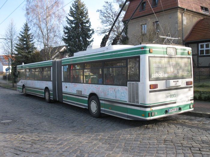 Шарнирно-сочленённый троллейбус № 011 типа ÖAF Gräf & Stift NGE 152 M17