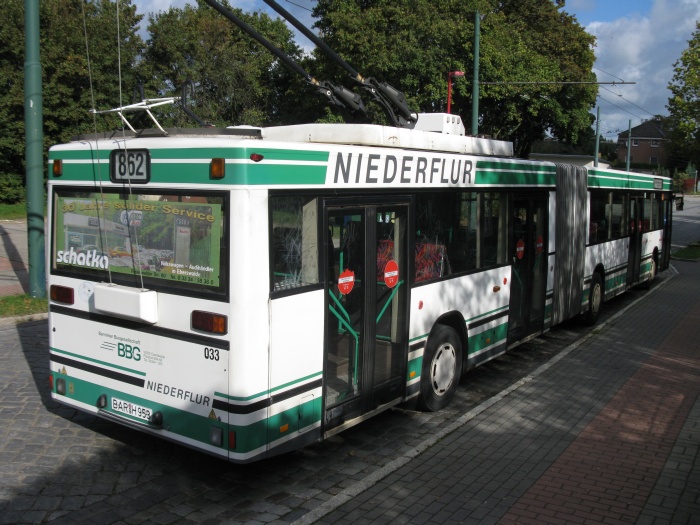 Gelenkobus Nr. 033 vom österreichischen Typ ÖAF Gräf & Stift NGE 152 M17