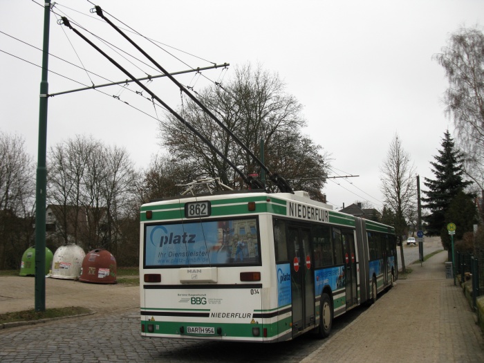 Articulated trolleybus no. 034 of the Austrian type ÖAF Gräf & Stift NGE 152 M17