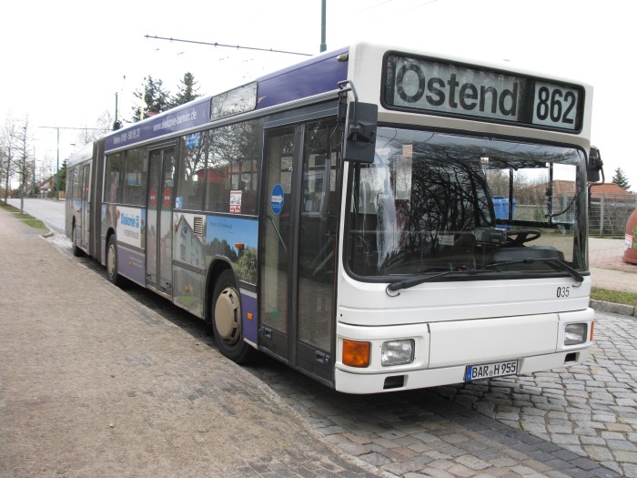 Articulated trolleybus no. 035 of the Austrian type ÖAF Gräf & Stift NGE 152 M17