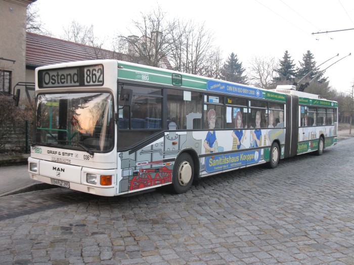 Articulated trolleybus no. 036 of the Austrian type ÖAF Gräf & Stift NGE 152 M17