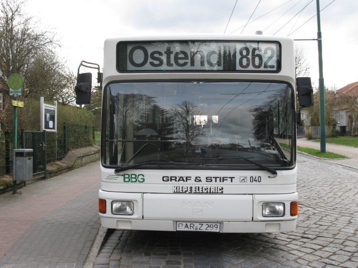 Articulated trolleybus no. 040 of the
Austrian type ÖAF Gräf & Stift NGE 152 M18