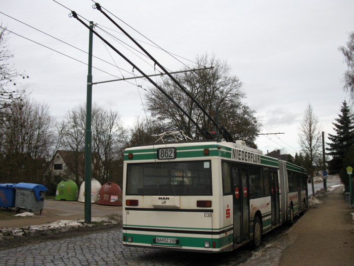 Articulated trolleybus no. 038 of the Austrian type ÖAF Gräf & Stift NGE 152 M18