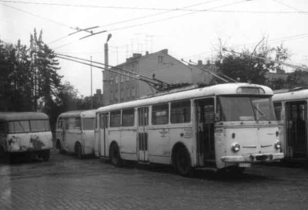Trolleybus no. 32/I of the Czech type ŠKODA 9 Tr13 (erstwhile from Dresden)