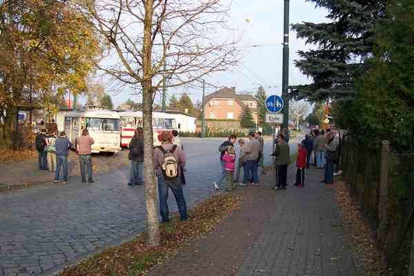 Foto-Halt an der Endhaltestelle Ostend am 12.11.2005