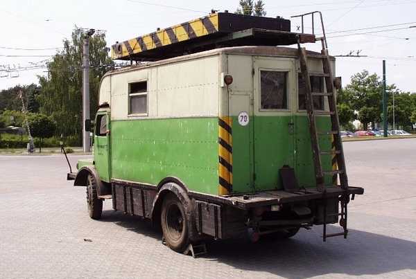 Turmwagen vom DDR-Typ IFA H3A/Krause auf dem Betriebshof Eberswalde/Nordend