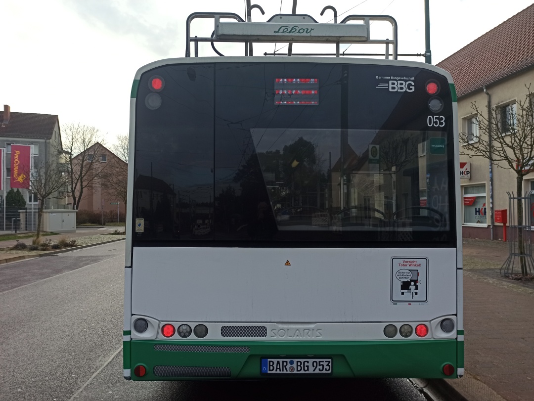 Articulated trolleybus no. 053 of the Polish type Solaris Trollino 18 AC