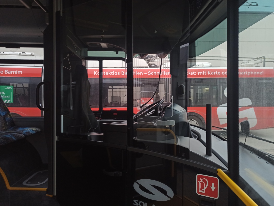 Fahrerplatz, fast identisch mit dem Vorgängermodell