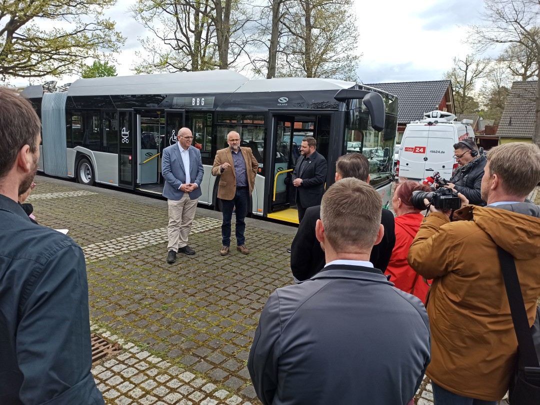 Begr&uuml;&szlig;ungsreden vom Barnimer Landrat, dem 
BBG-Gesch&auml;ftsf&uuml;hrer und vom Eberswalder B&uuml;rgermeister